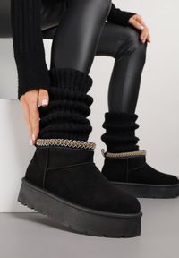 Renee - Czarne Śniegowce na Platformie z Haftem przy Cholewce Sewnera. Okazja: na co dzień, na spacer. Kolor: czarny. Materiał: dzianina, jeans, puch. Szerokość cholewki: normalna. Wzór: haft. Sezon: zima. Obcas: na platformie. Styl: casual #1