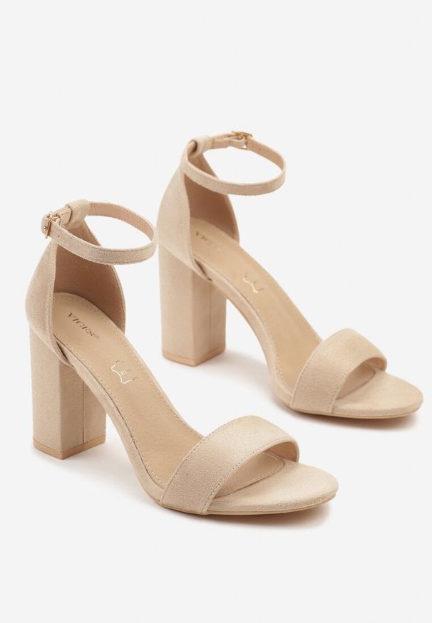 Born2be - Beżowe Sandały Vices na Obcasie ze Skórzaną Wkładką Lishiria. Zapięcie: sprzączka. Kolor: beżowy. Materiał: skóra. Obcas: na obcasie. Styl: klasyczny, elegancki. Wysokość obcasa: średni