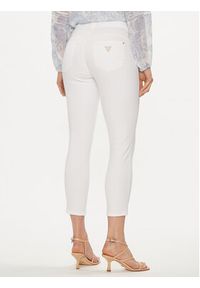 Guess Jeansy Capri W4GA80 D4PV3 Biały Skinny Fit. Kolor: biały