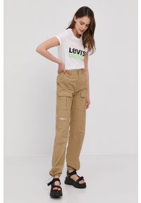 Levi's® - Levi's T-shirt kolor biały. Okazja: na spotkanie biznesowe, na co dzień. Kolor: biały. Materiał: bawełna. Wzór: nadruk. Styl: biznesowy, casual #2