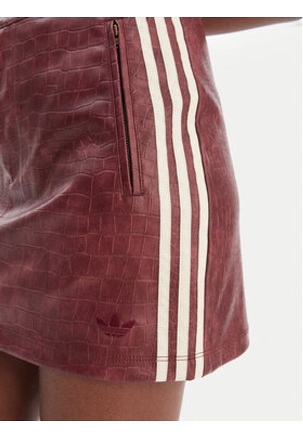 Adidas - adidas Spódnica z imitacji skóry Pleather KD8785 Bordowy Regular Fit. Kolor: czerwony. Materiał: skóra