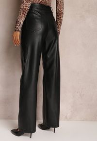 Renee - Czarne Spodnie z Imitacji Skóry Szerokie Narash. Kolor: czarny. Materiał: skóra. Długość: długie. Wzór: aplikacja #3