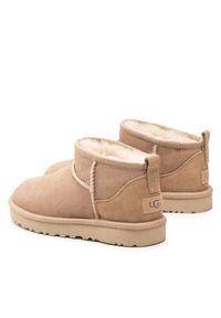 Ugg Śniegowce W Classic Ultra Mini 1116109 Beżowy. Kolor: beżowy. Materiał: zamsz, skóra #4