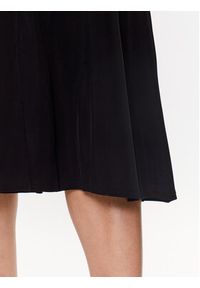 Calvin Klein Sukienka codzienna K20K205860 Czarny Regular Fit. Okazja: na co dzień. Kolor: czarny. Materiał: wiskoza. Typ sukienki: proste. Styl: casual #2