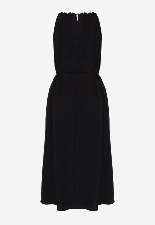 Born2be - Czarna Wiskozowa Sukienka Bez Rękawów z Warkoczowym Splotem przy Dekolcie Shirineli. Okazja: na co dzień. Kolekcja: plus size. Kolor: czarny. Materiał: wiskoza. Długość rękawa: bez rękawów. Wzór: ze splotem. Typ sukienki: proste, dla puszystych. Styl: elegancki, casual, klasyczny, boho