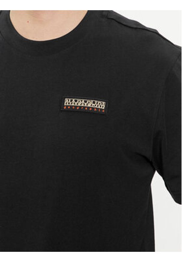 Napapijri T-Shirt Iaato NP0A4HFZ Czarny Regular Fit. Kolor: czarny. Materiał: bawełna