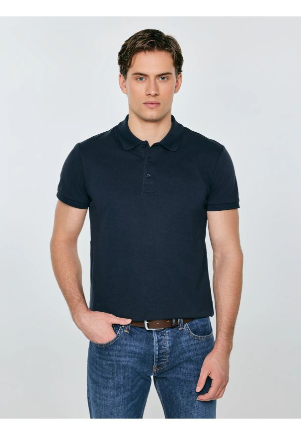 Big-Star - Koszulka męska polo granatowa Markolinos 403. Okazja: na co dzień. Typ kołnierza: polo. Kolor: niebieski. Materiał: bawełna, materiał. Styl: casual, vintage, retro