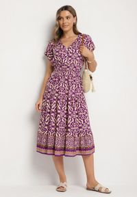Born2be - Ciemnofioletowa Bawełniana Sukienka z Dekoltem w Serek Zapinana na Guziki z Gumką w Pasie Kelea. Okazja: na co dzień. Typ kołnierza: dekolt w serek. Kolor: fioletowy. Materiał: bawełna. Typ sukienki: proste. Styl: wizytowy, casual, klasyczny, elegancki #6
