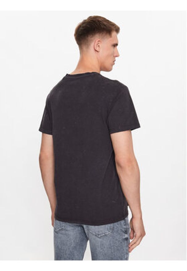 Guess T-Shirt M3YI38 K8FQ4 Czarny Regular Fit. Kolor: czarny. Materiał: bawełna
