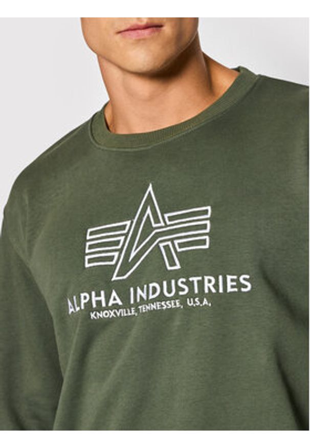 Alpha Industries Bluza Basic 118302 Zielony Regular Fit. Kolor: zielony. Materiał: bawełna