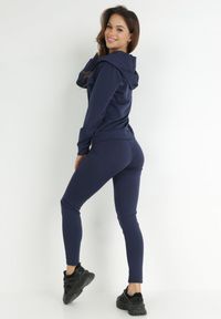 Born2be - Granatowy Komplet Sportowy 3-częściowy Bluza Legginsy i Top Fika. Kolor: niebieski. Sport: turystyka piesza