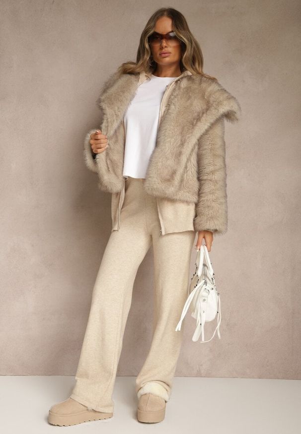 Renee - Beżowy Dzianinowy Komplet Dresowy z Wełną Bluza z Kapturem i Spodnie Essana. Kolor: beżowy. Materiał: dzianina, wełna, dresówka