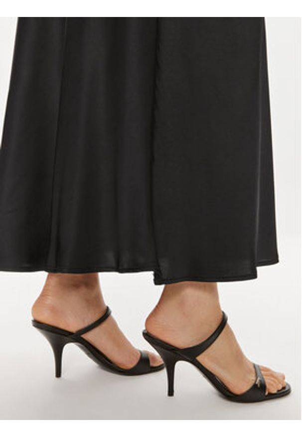 ViCOLO Spódnica maxi TB0342 Czarny Regular Fit. Kolor: czarny. Materiał: wiskoza