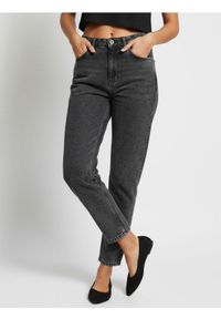 Sinsay - Jeansy mom fit - szary. Kolor: szary #1