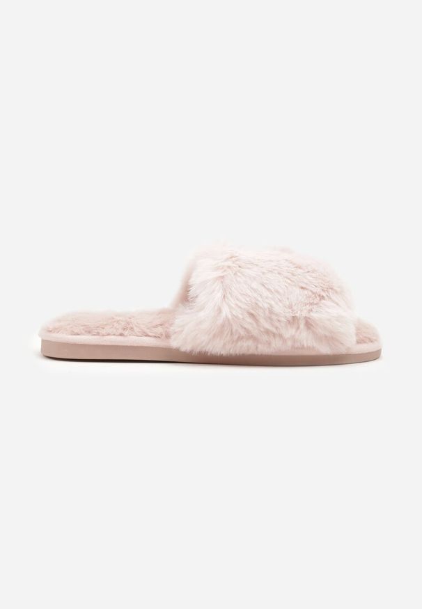 Born2be - Różowe Kapcie Vices z Miękkiego Futerka Seladwen. Okazja: do domu, na co dzień. Kolor: różowy. Materiał: futro. Obcas: na obcasie. Styl: elegancki, casual