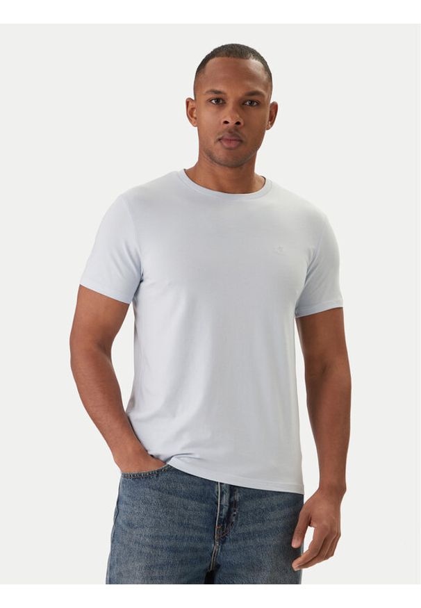 Calvin Klein T-Shirt LV04LC240G Błękitny Slim Fit. Kolor: niebieski. Materiał: bawełna