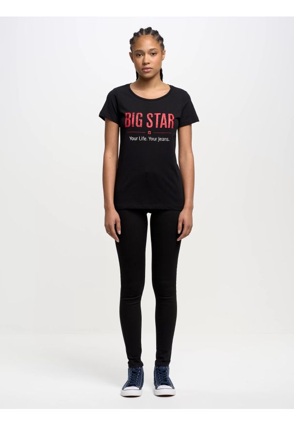 Big-Star - Koszulka damska o klasycznym kroju czarna Brunona 906. Kolor: czarny. Materiał: jeans, bawełna. Wzór: aplikacja, nadruk. Styl: klasyczny