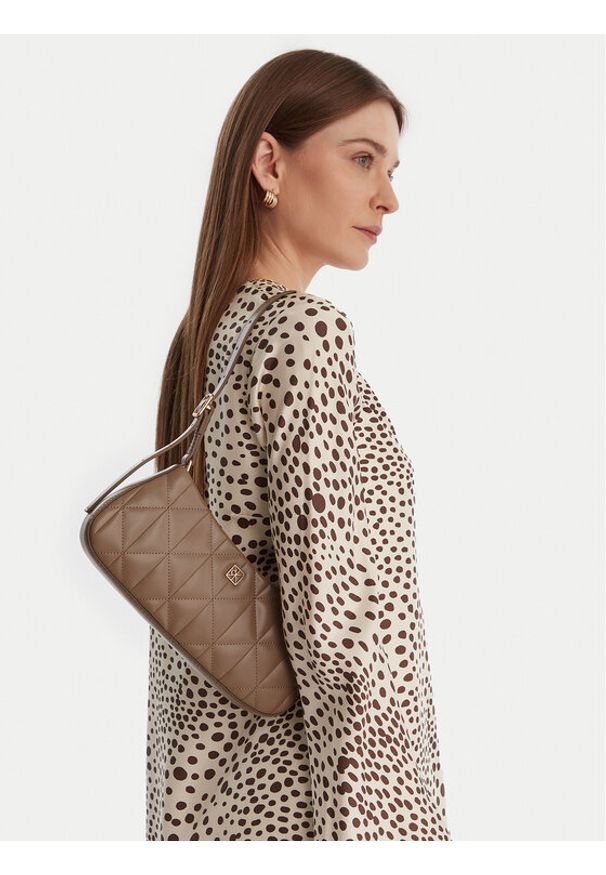 Calvin Klein Torebka Quilted Sm Shoulder Bag LV04F3327G Beżowy. Kolor: beżowy. Materiał: skórzane