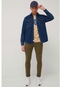 Only & Sons koszula jeansowa męska kolor granatowy regular. Okazja: na co dzień. Typ kołnierza: kołnierzyk klasyczny. Kolor: niebieski. Materiał: jeans. Długość rękawa: długi rękaw. Długość: długie. Styl: casual, klasyczny #3