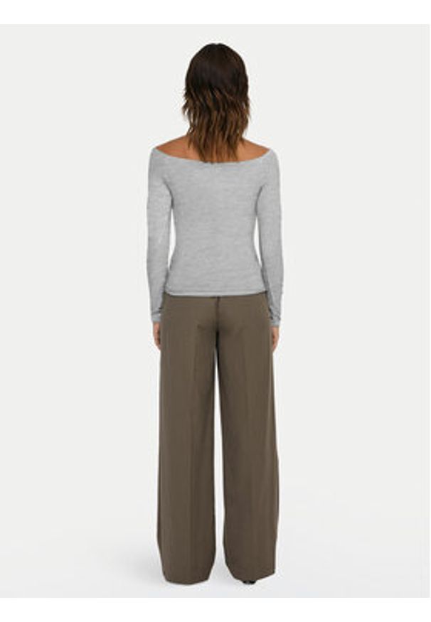 only - ONLY Bluzka Glamour 15339763 Szary Slim Fit. Kolor: szary. Materiał: syntetyk, wiskoza. Styl: glamour