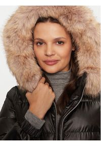 Geox Kurtka zimowa Backsie W4628H T2843 F9000 Czarny Regular Fit. Kolor: czarny. Materiał: syntetyk. Sezon: zima #7