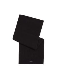 Calvin Klein Szalik Classic K50K512367 Czarny. Kolor: czarny. Materiał: materiał, bawełna
