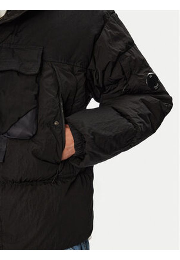 C.P. Company Kurtka puchowa 19CMOW013A006369M Czarny Regular Fit. Kolor: czarny. Materiał: syntetyk