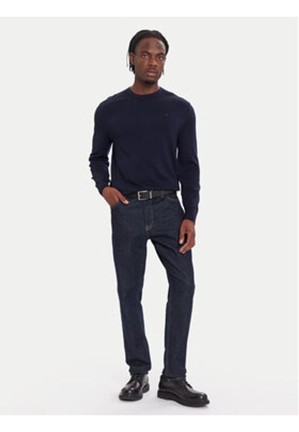 Calvin Klein Sweter LV04LB305G Granatowy Regular Fit. Kolor: niebieski. Materiał: wełna