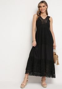 Born2be - Czarna Koronkowa Sukienka na Szerokich Ramiączkach z Falbanką Disella. Okazja: na spacer. Kolor: czarny. Materiał: koronka. Długość rękawa: na ramiączkach. Styl: elegancki #7
