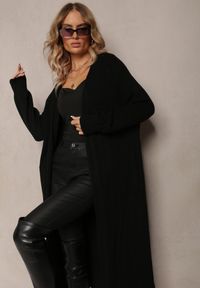 Renee - Czarny Długi Kardigan Niezapinany z Kieszeniami Richildi. Kolor: czarny. Materiał: wiskoza. Długość: długie. Wzór: jednolity