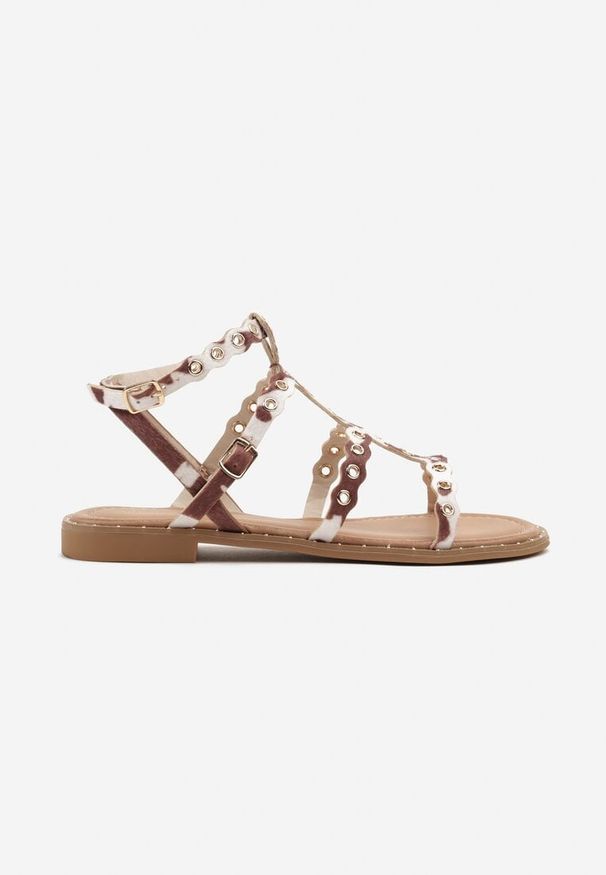 Born2be - Brązowo-Białe Sandały w Łaty w Stylu Gladiatorek z Nitami Divonne. Okazja: na spacer, na co dzień. Kolor: brązowy. Styl: elegancki, casual