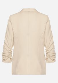 Born2be - Beżowa Elegancka Marynarka z Rękawami 7/8 i Ozdobnymi Klapami Novse. Okazja: na spotkanie biznesowe, na co dzień. Kolor: beżowy. Styl: elegancki #5