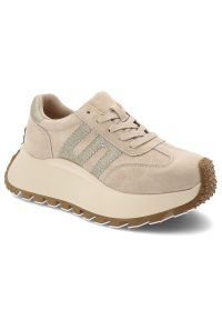 Sneakersy damskie Filippo, wykonane ze skóry naturalnej miękka i elastyczna cholewka klasyczny sznurowany fason, beżowe, DP7511/26 BE. Okazja: na co dzień. Zapięcie: sznurówki. Kolor: beżowy. Materiał: skóra. Szerokość cholewki: normalna #1