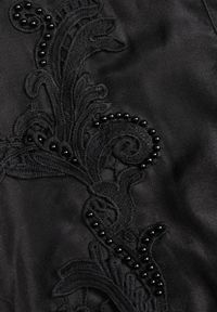 Born2be - Czarna Koszula z Siateczkowym Rękawem i Ażurową Koronką i Perełkami Sindomi. Okazja: na imprezę. Kolor: czarny. Materiał: koronka. Wzór: koronka, ażurowy #7