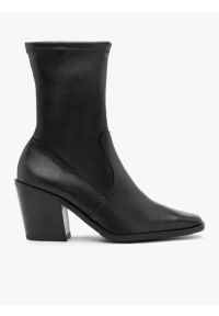 Ryłko - Czarne wyższe botki z elastyczną cholewką. Zapięcie: zamek. Kolor: czarny. Materiał: skóra. Szerokość cholewki: normalna. Obcas: na słupku. Styl: street, klasyczny #1