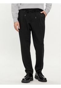 BOSS - Boss Spodnie materiałowe C-Perin-J-RDS-233 50509536 Czarny Relaxed Fit. Kolor: czarny. Materiał: syntetyk, wiskoza