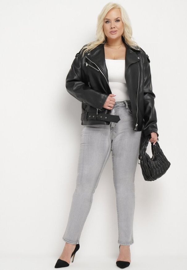 Born2be - Szare Dopasowane Casualowe Jeansy na Suwak i Guzik Lirienne. Okazja: na co dzień. Kolor: szary. Wzór: gładki. Styl: casual