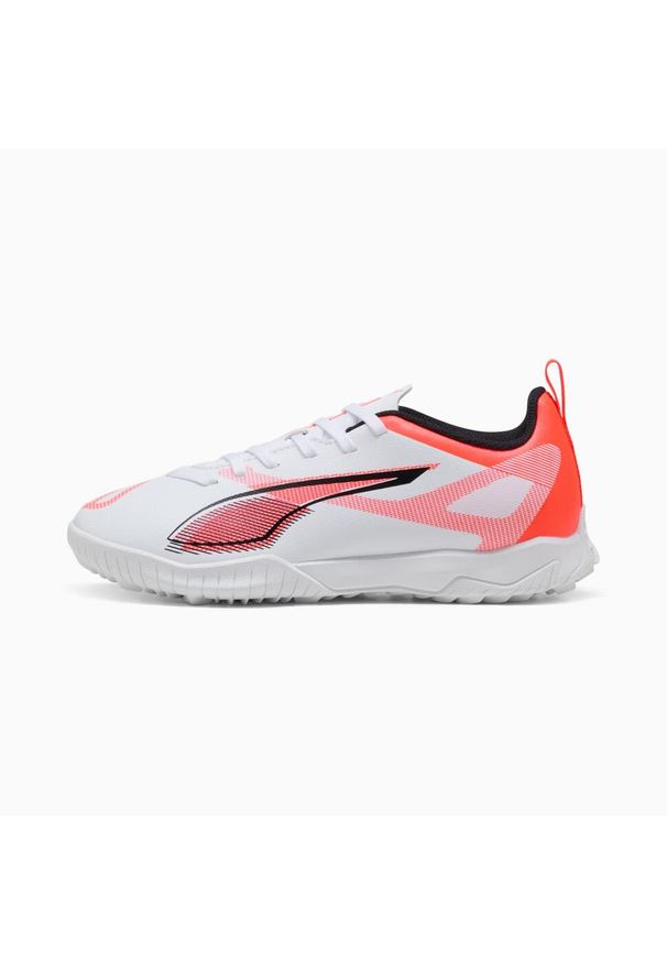 Dziecięce buty piłkarskie Puma Ultra 5 Play TT. Kolor: biały. Sport: piłka nożna