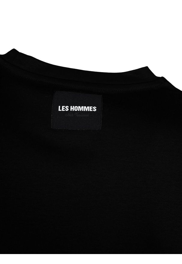 Les Hommes T-shirt | LF224300-0700-9000 | Grafic Print | Mężczyzna | Czarny. Okazja: na co dzień. Kolor: czarny. Materiał: bawełna. Wzór: nadruk. Styl: casual