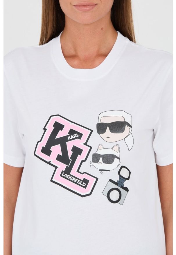 Karl Lagerfeld - KARL LAGERFELD Biały t-shirt Ikonik Varsity Tee. Kolor: biały. Materiał: bawełna
