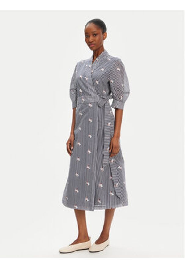 Munthe Sukienka koszulowa Pum 252132525224 Granatowy Regular Fit. Kolor: niebieski. Materiał: bawełna. Typ sukienki: koszulowe