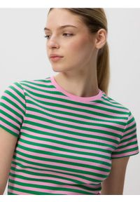Reserved - Bawełniany t-shirt w paski - zielony. Kolor: zielony. Materiał: bawełna. Wzór: paski