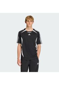 Adidas - adidas T-Shirt adicolor Teamgeist KD5854 Czarny Regular Fit. Kolor: czarny. Materiał: syntetyk #1