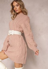 Renee - Ciemnoróżowy Długi Sweter o Luźnym Kroju z Warkoczykowym Splotem Penerria. Kolor: różowy. Długość: długie. Wzór: ze splotem. Sezon: jesień, zima #3