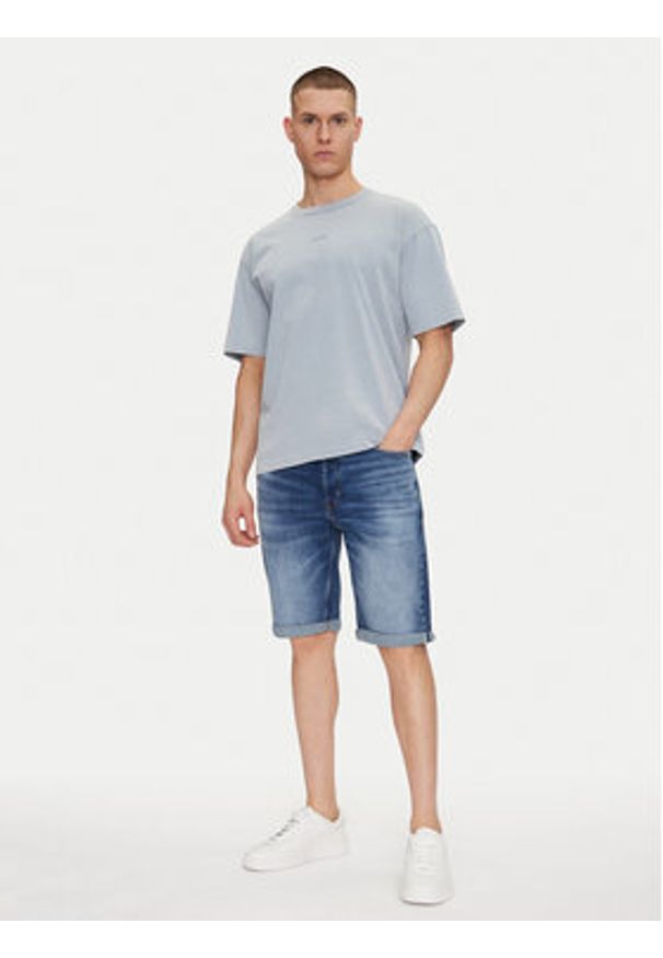 Hugo - HUGO Szorty jeansowe 50537719 Niebieski Slim Fit. Kolor: niebieski. Materiał: bawełna