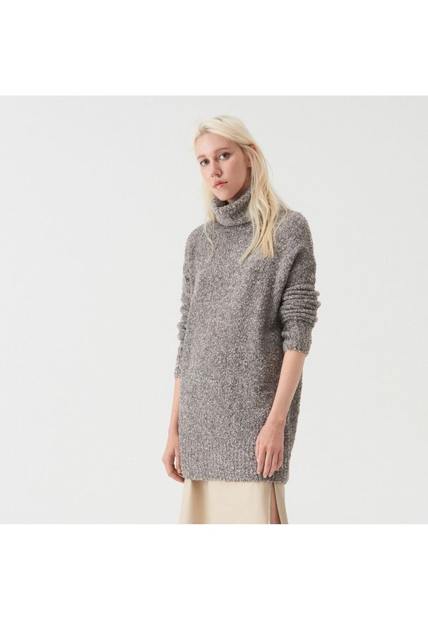 Sinsay - Melanżowy sweter z wełną - Beżowy. Kolor: beżowy. Materiał: wełna. Wzór: melanż