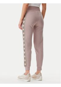 Guess Spodnie dresowe V2YB15 KB3P2 Beżowy Regular Fit. Kolor: beżowy. Materiał: bawełna #2