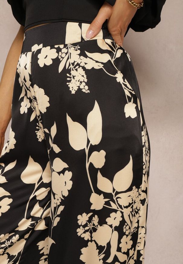 Renee - Czarno-Beżowe Szerokie Spodnie Palazzo z Gumką w Talii i High Waist Dimianna. Okazja: na co dzień. Stan: podwyższony. Kolor: czarny. Sezon: lato. Styl: casual, elegancki