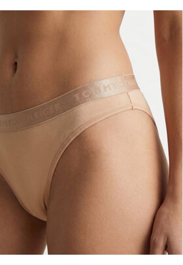 TOMMY HILFIGER - Tommy Hilfiger Stringi UW0UW06260 Beżowy. Kolor: beżowy
