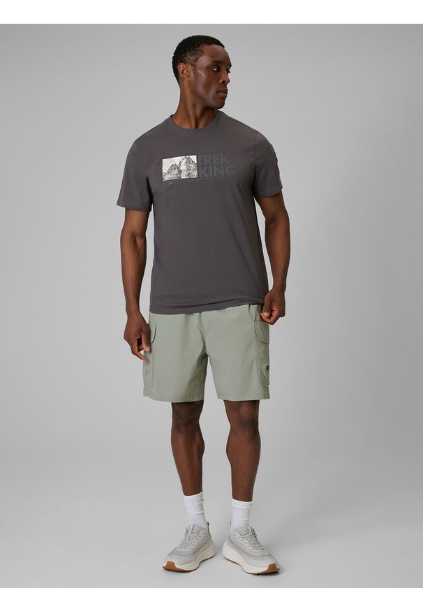 4f - 4F Spodenki tkaninowe męskie - khaki S. Okazja: na spacer, na co dzień. Kolor: oliwkowy, brązowy, wielokolorowy. Materiał: tkanina. Styl: casual